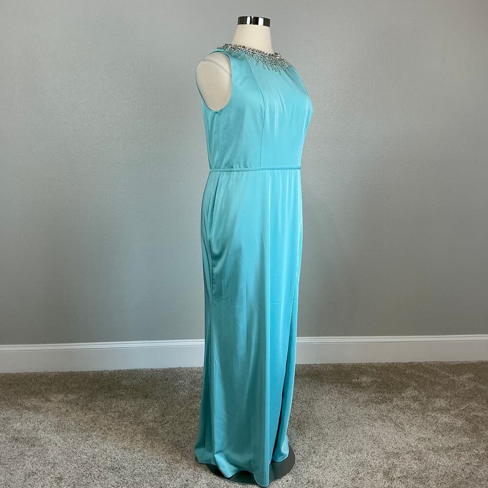 Mac Duggal 26516 Blue Evening Gown Crystal Beaded Neckline Column Dress Size 16 - Picture 3 of 12